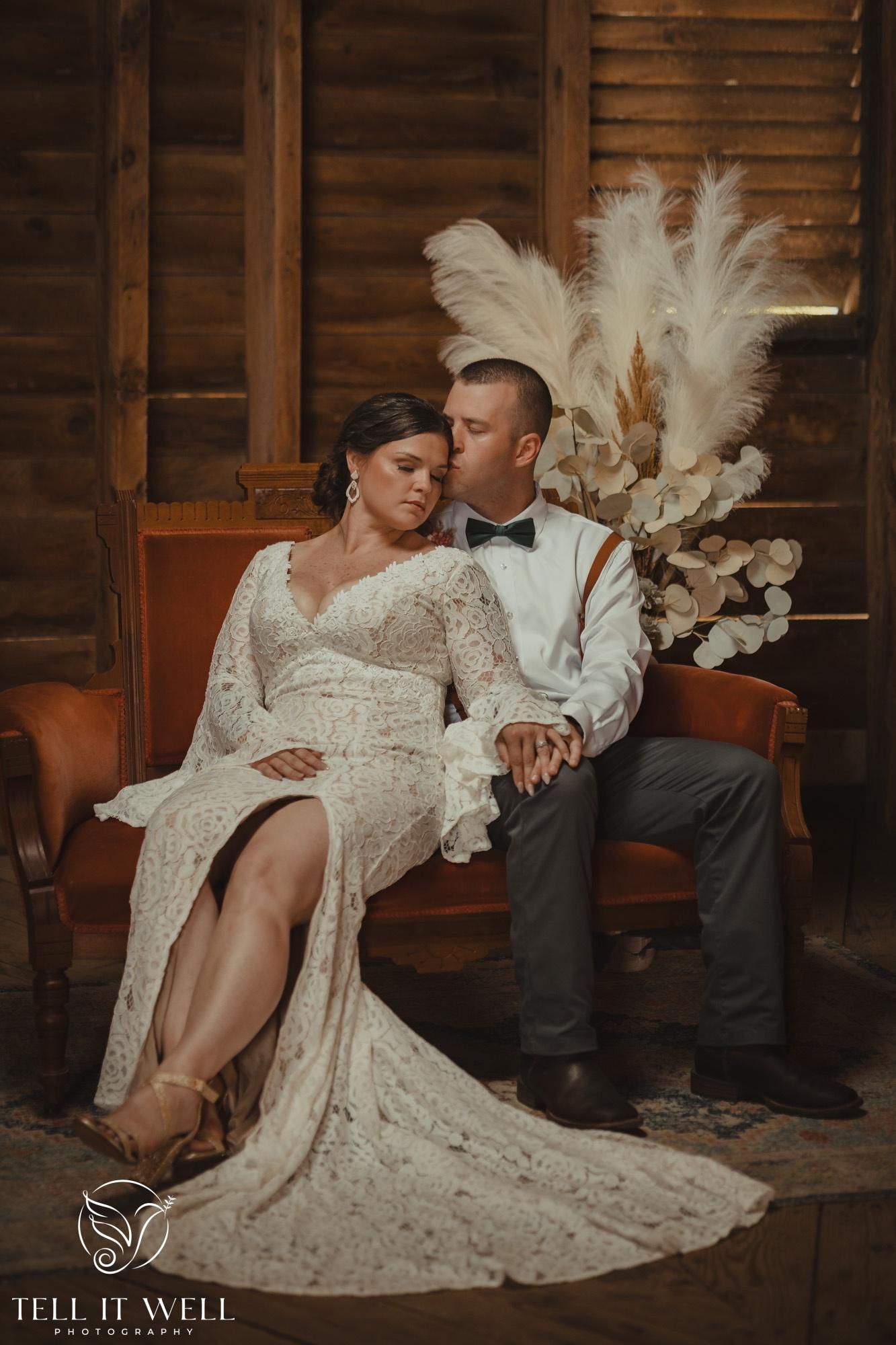 A Picturesque June Wedding at the Historic Round Barn in Biglerville, PA